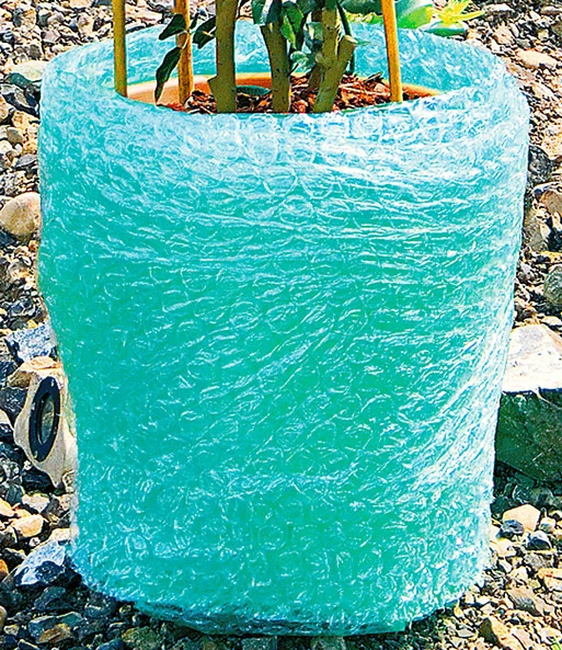 Isolatiefolie (Noppenfolie) 1 Isolatiefolie (Noppenfolie)